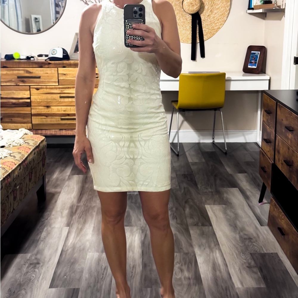 Alexia Admor Cream Textured Mini Dress
